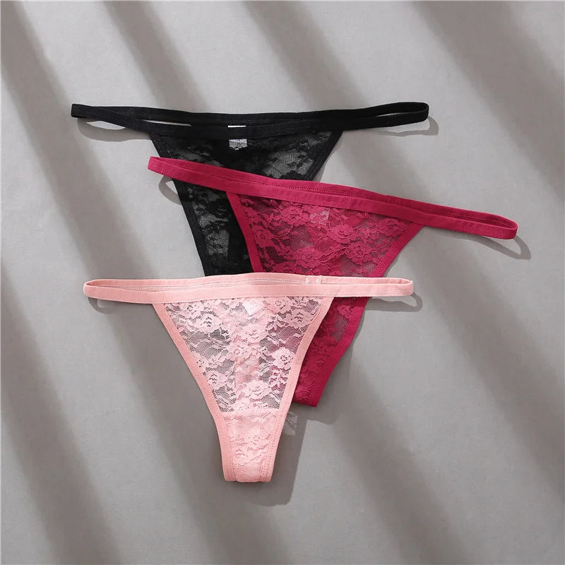 Floral Lace Intimates: Chic 2-Piece Panty Set